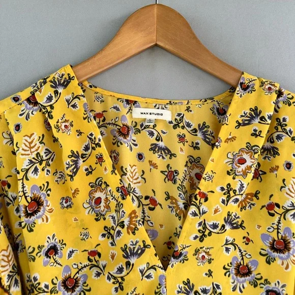 🎉5 for $45🎉 Max Studio top blouse shirt size L - Picture 4 of 8